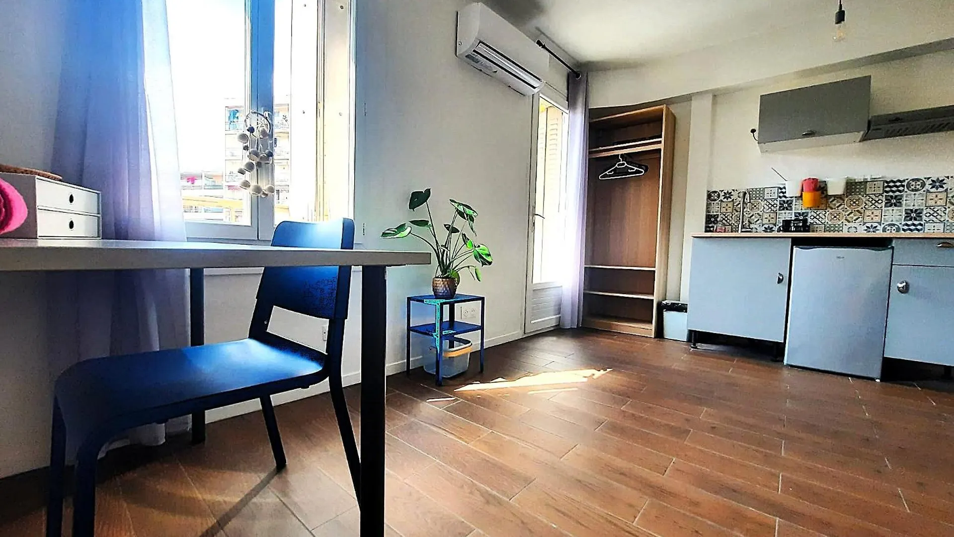 La Chambre 2, Climatisee Ac, Calme, Cuisine Privee 尼斯 民宿